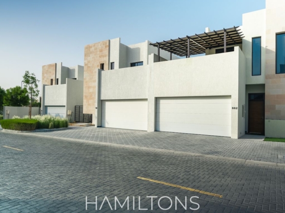 In the Heart of Sharjah | Modern Luxury Villa | Resale 4 uhkjJFr2z3wFJBppW5twPoJTKZNGmvgo4dL5AgsTmarkScale40markAlignbottomcentermarkAlpha069d 1 105