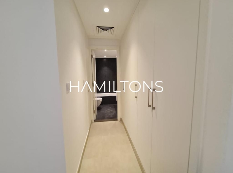 uhkjJFr2z3wFJBppW5twPoJTKZNGmvgo4dL5AgsTmarkScale40markAlignbottom