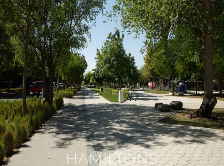 uhkjJFr2z3wFJBppW5twPoJTKZNGmvgo4dL5AgsTmarkScale40markAlignbottomcentermarkAlpha0 129