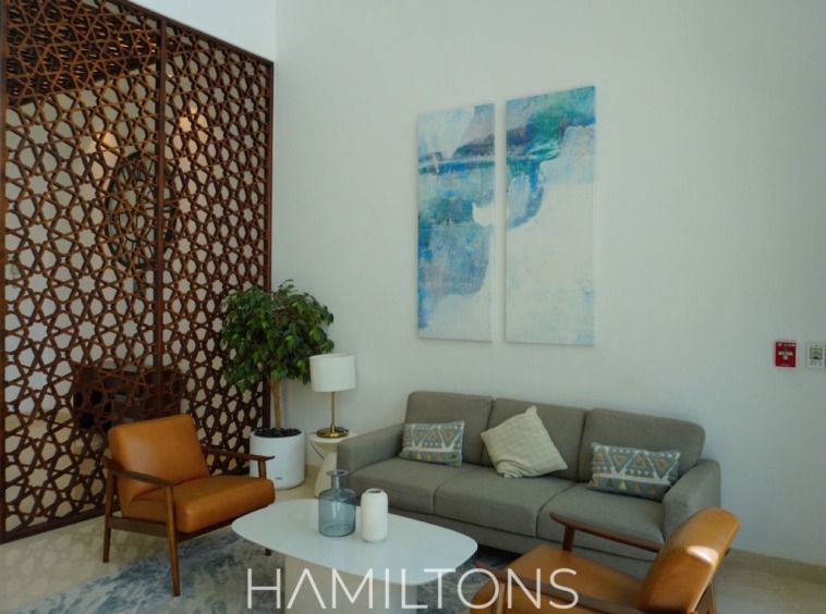 uhkjJFr2z3wFJBppW5twPoJTKZNGmvgo4dL5AgsTmarkScale40markAlignbottomcentermarkAlpha0 205