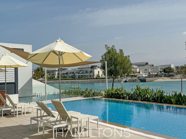 uhkjJFr2z3wFJBppW5twPoJTKZNGmvgo4dL5AgsTmarkScale40markAlignbottomcentermarkAlpha0 268