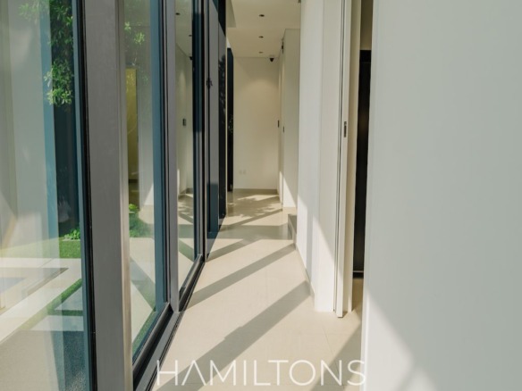 Prime Location | Exclusive Amenities | High ROI | Golden Visa Opportunity| | Resale 26 uhkjJFr2z3wFJBppW5twPoJTKZNGmvgo4dL5AgsTmarkScale40markAlignbottomcentermarkAlpha069d 1 35