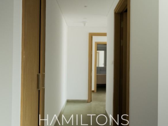 Beachfront Living | Exclusive Unit | Amazing Community | Resale 30 uhkjJFr2z3wFJBppW5twPoJTKZNGmvgo4dL5AgsTmarkScale40markAlignbottomcentermarkAlpha069d 1 47