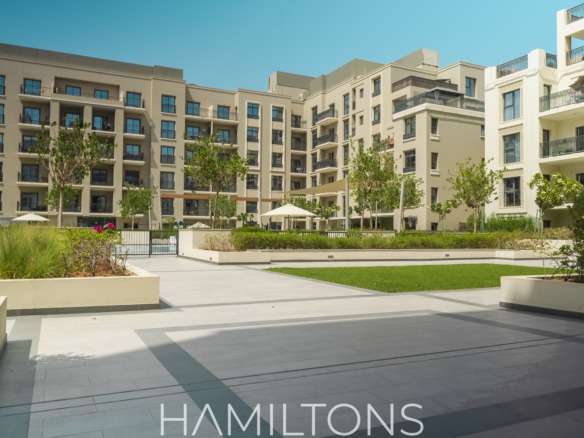 Luxury Community | Spacious Modern Home | No commission | Flexible Payment Plans | Resale 20 uhkjJFr2z3wFJBppW5twPoJTKZNGmvgo4dL5AgsTmarkScale40markAlignbottomcentermarkAlpha069d 1 54